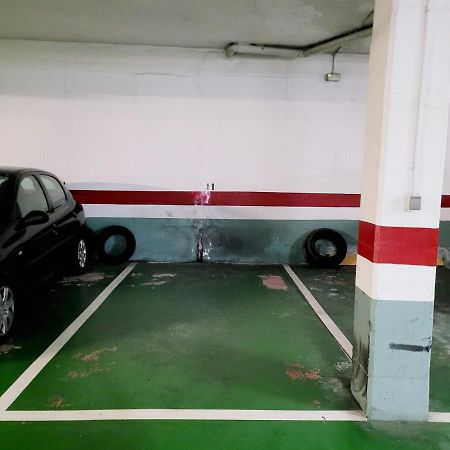 サンティアゴ・デ・コンポステーラPiso Con Garaje En La Entrada Del Camino Portuguesアパートメント エクステリア 写真